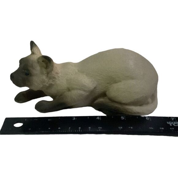 Siamese Cat Universal Statuary Crouching Blue Glass Eyes 1992 Vintage USA - Picture 4 of 6